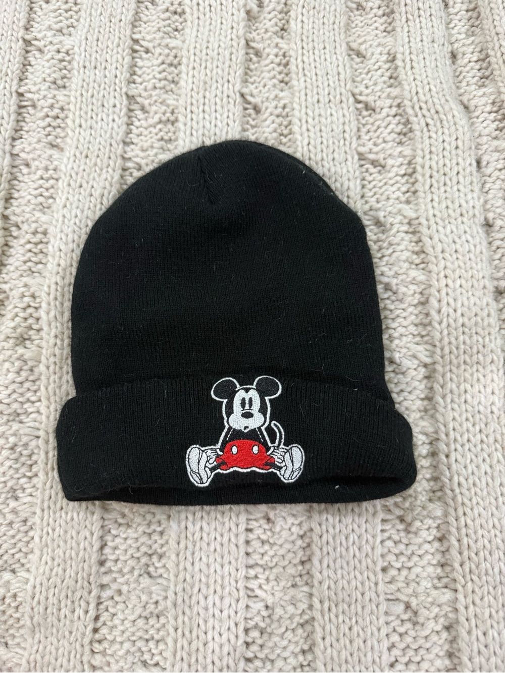 Black Disney Mickey Mouse Knit Beanie Trendy Vintage Inspired American Eagle